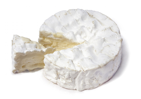 Un vrai Camembert au lait cru.Real Camembert Français.